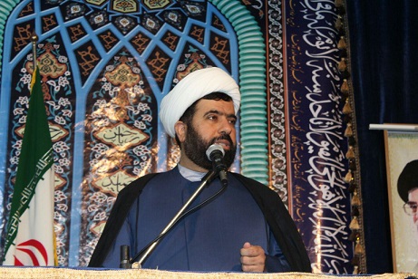 حجت الاسلام صادق ملکوتی امام جمعه موقت شهرک طالقانی: اعتماد به استکبار جهانی یک حماقت است/ حیات یک ملت در گرو تحقق اقتصاد مقاومتی است